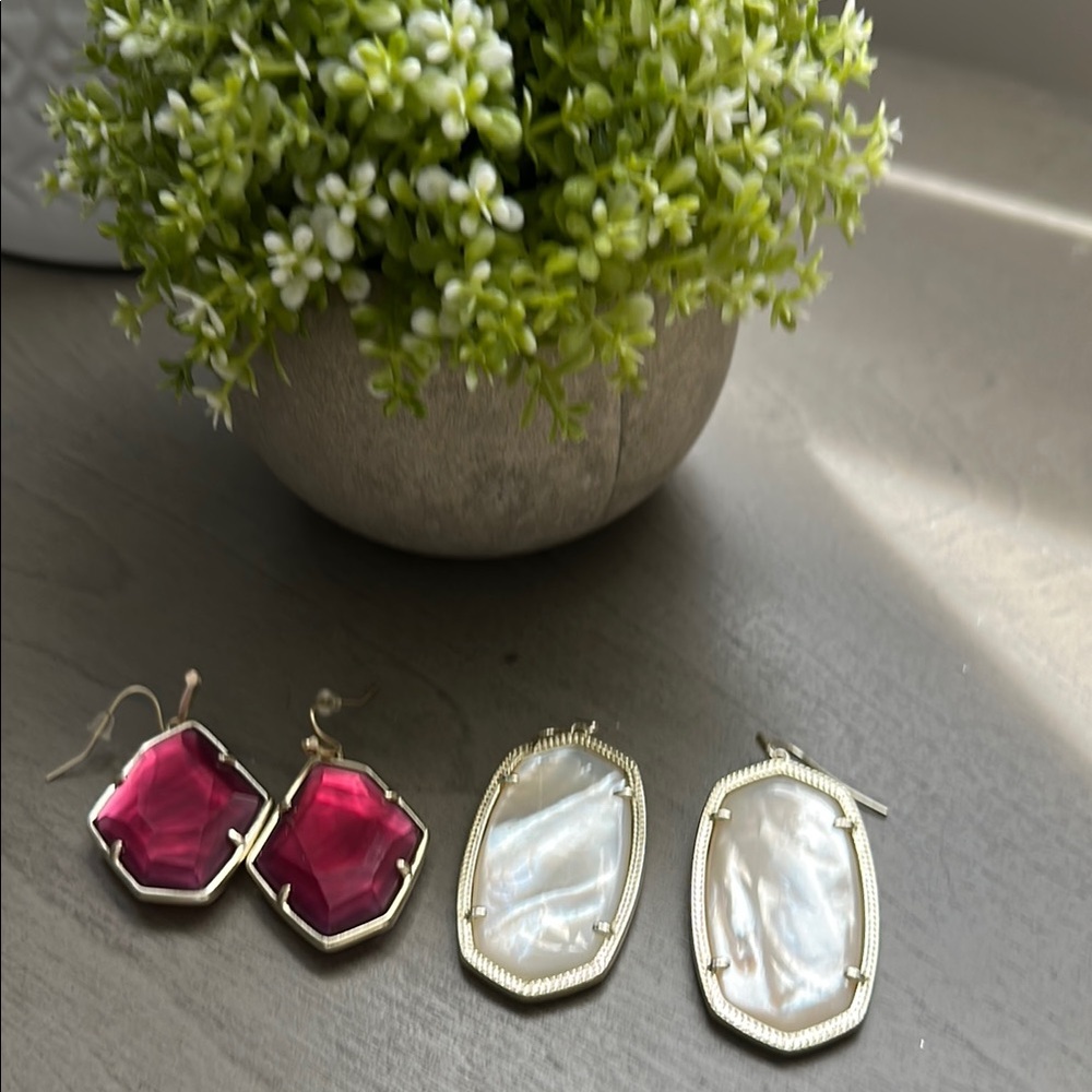 Elegant Silver and Pink Earrings Set